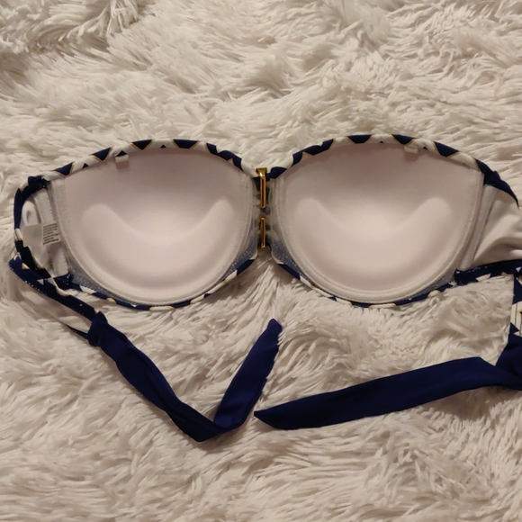 XS Le Vie en Rose Bikini Top - Picture 4 of 7